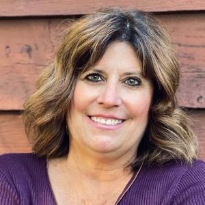 Meet your Posher, Juliann